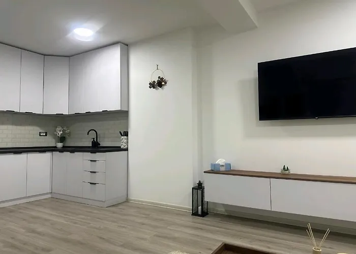 Centar-moderan Dvosoban Stan U Centru Citluk